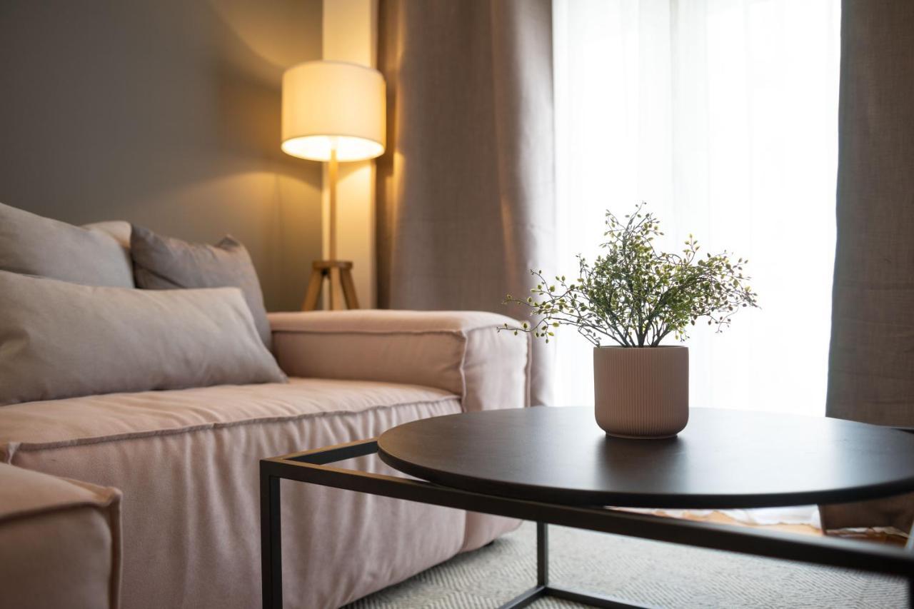 Black Pearl Apt In Koukaki 아테네 외부 사진