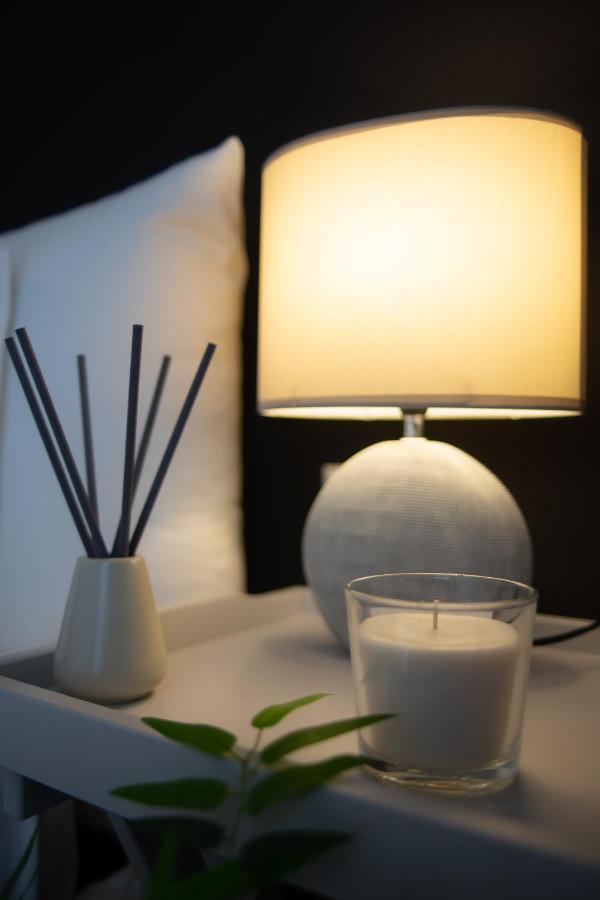 Black Pearl Apt In Koukaki 아테네 외부 사진